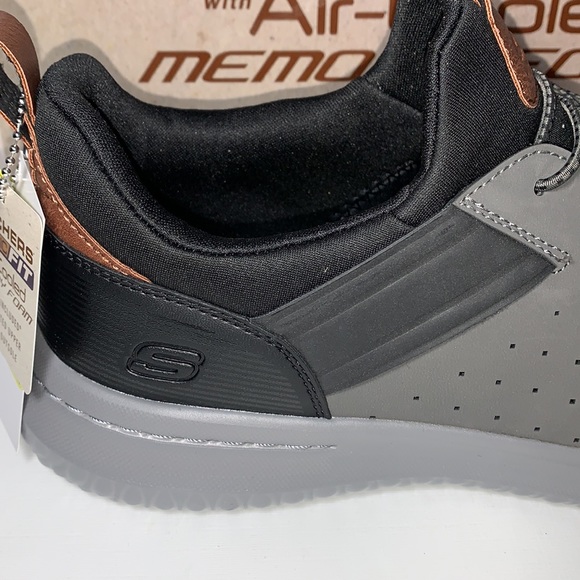 Skechers Men's Delson 3.0 Memory Foam Shoe - Picture 10 of 16